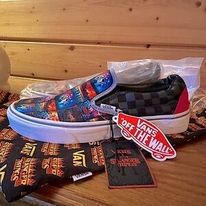 NWT Stranger Things Custom Off The Wall Slides Loafers